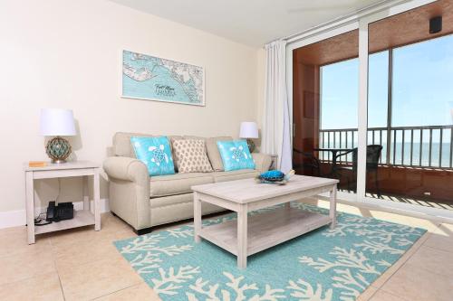 Imagen de la habitación del Hotel Casa Playa Resort. Foto 15