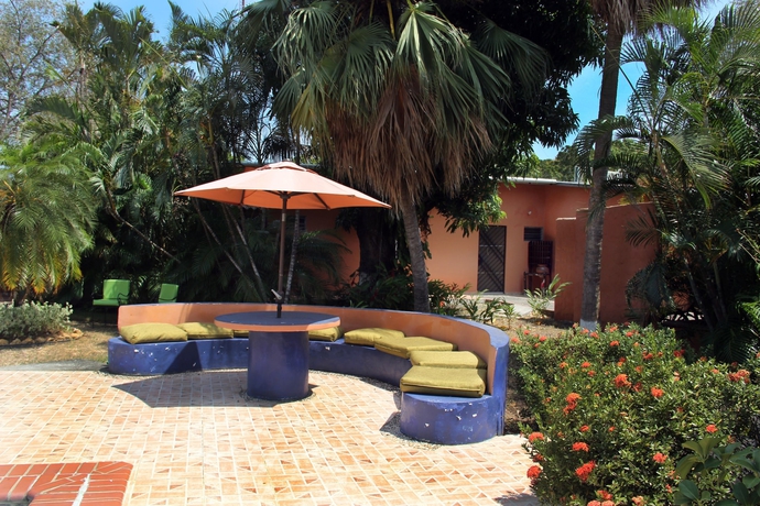 Imagen de los exteriores del Hotel Casa Praga. Foto 12