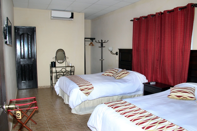 Imagen de la habitación del Hotel Casa Praga. Foto 6