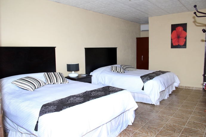 Imagen de la habitación del Hotel Casa Praga. Foto 8