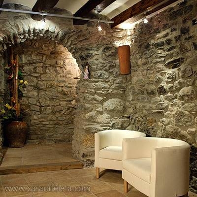 Imagen de la habitación del Hotel Casa Rafeleta Hotel. Foto 7