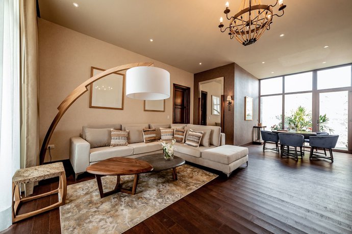 Imagen de los interiores del Hotel Casa Ra&iacute;ces Luxury and Vi&ntilde;edo. Foto 18