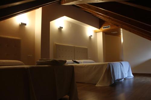 Imagen de la habitación del Hotel Casa Ramon Molina Real. Foto 4