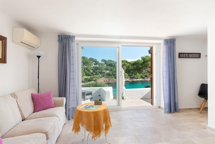 Imagen de la habitación del Hotel Casa Ramon in Cala d Or. Foto 16