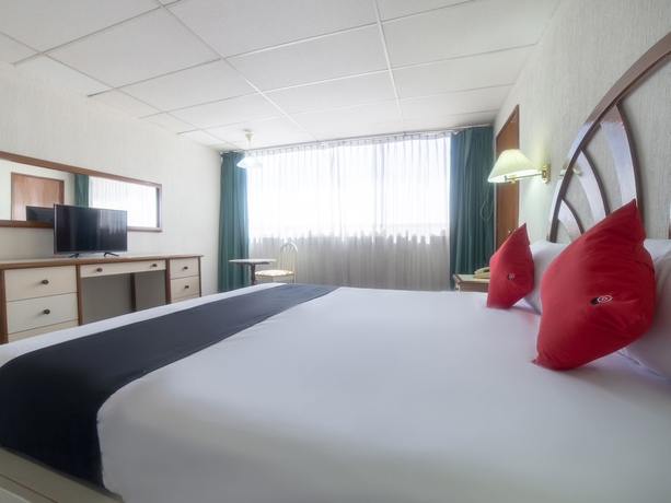 Imagen de la habitación del Hotel Casa Real Celaya. Foto 6