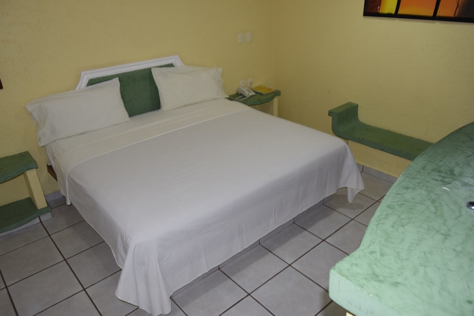 Imagen de la habitación del Hotel Casa Real, Poza Rica. Foto 6