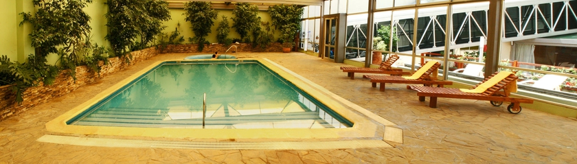 Imagen de la piscina del Hotel Casa Real, SALTA. Foto 15