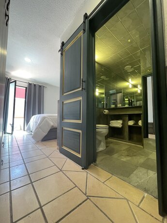 Imagen de la habitación del Hotel Casa Real, San Andr&eacute;s Cholula. Foto 16