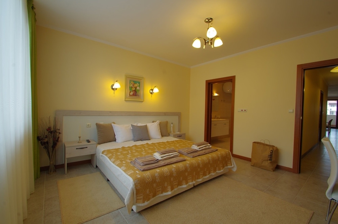Imagen de la habitación del Hotel Casa Real, Sveti Vlas . Foto 17
