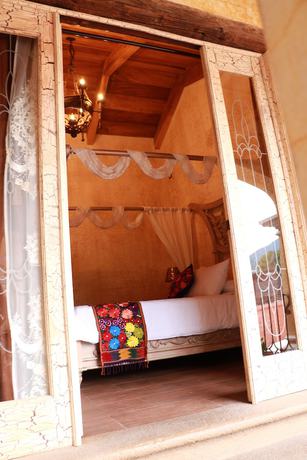 Imagen de la habitación del Hotel Casa Realeza. Foto 2