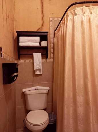 Imagen de la habitación del Hotel Casa Realeza. Foto 15