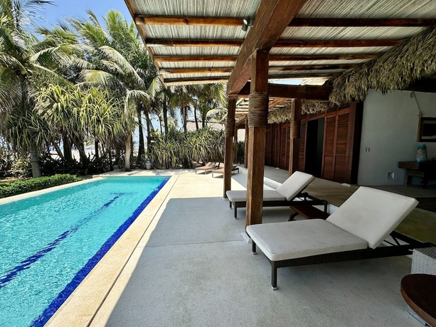 Imagen de la habitación del Hotel Casa Rhino Puerto Escondido Oaxaca Mexico. Foto 3