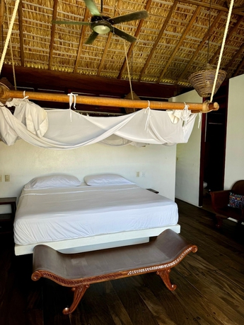 Imagen de la habitación del Hotel Casa Rhino Puerto Escondido Oaxaca Mexico. Foto 7