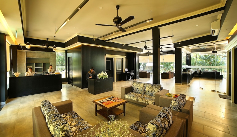 Imagen de los interiores del Hotel Casa Rio Resort Athirapilly. Foto 12