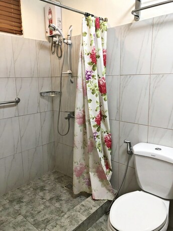 Imagen de la habitación del Hotel Casa Roces Bed And Breakfast. Foto 19