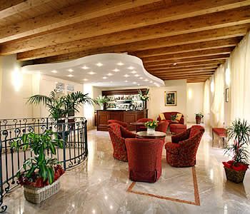 Imagen de la habitación del Hotel Casa Romagnosi. Foto 10