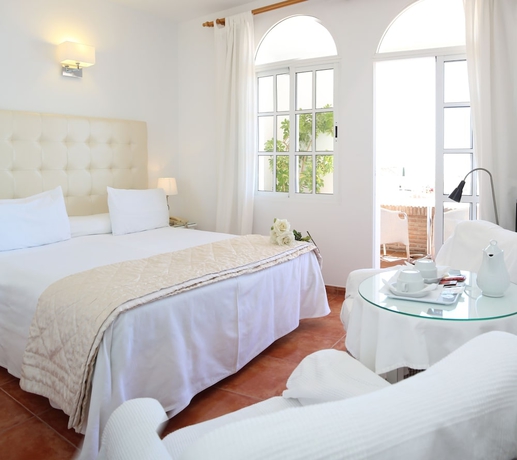 Imagen de la habitación del Hotel Casa Rosa, Benalm&aacute;dena Pueblo. Foto 6