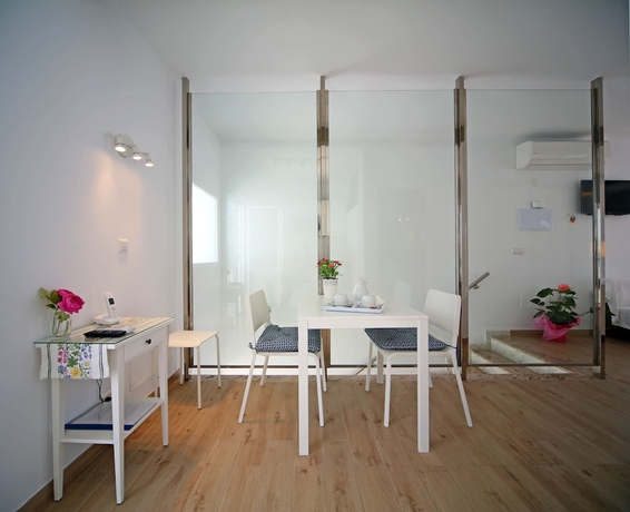 Imagen de la habitación del Hotel Casa Rosa. Foto 18