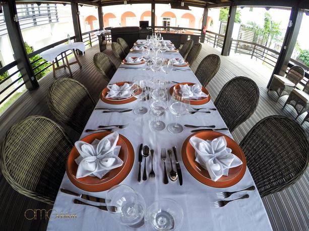 Imagen del bar/restaurante del Hotel Casa Rosa, Lobito. Foto 2