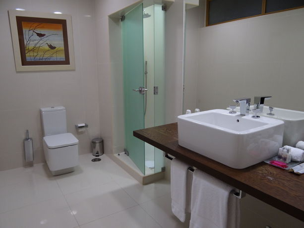 Imagen de la habitación del Hotel Casa Rosa, Lobito. Foto 11