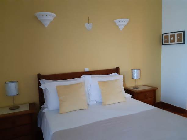 Imagen de la habitación del Hotel Casa Rosa Montes, Lagos. Foto 10