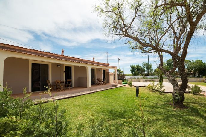 Imagen de la habitación del Hotel Casa Rosa Montes, Lagos. Foto 13
