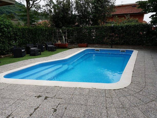 Imagen de la piscina del Hotel Casa Rossa. Foto 19