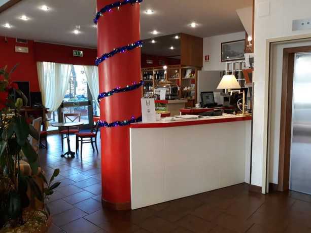 Imagen de los interiores del Hotel Casa Rossa, Vico. Foto 16