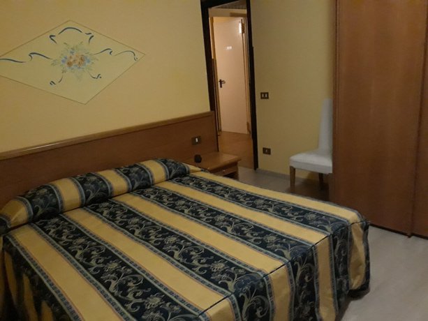 Imagen de la habitación del Hotel Casa Rossa, Vico. Foto 13