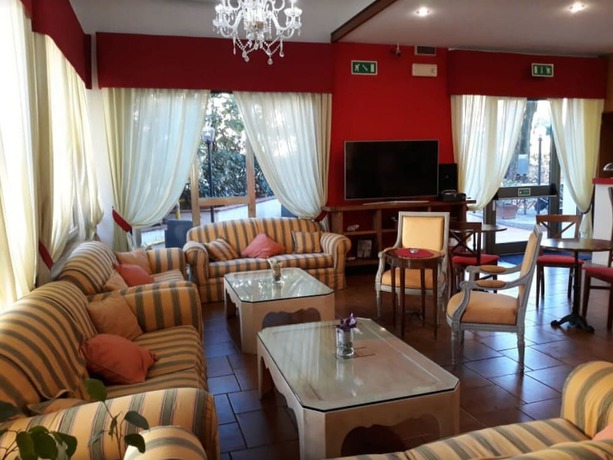 Imagen del bar/restaurante del Hotel Casa Rossa, Vico. Foto 6