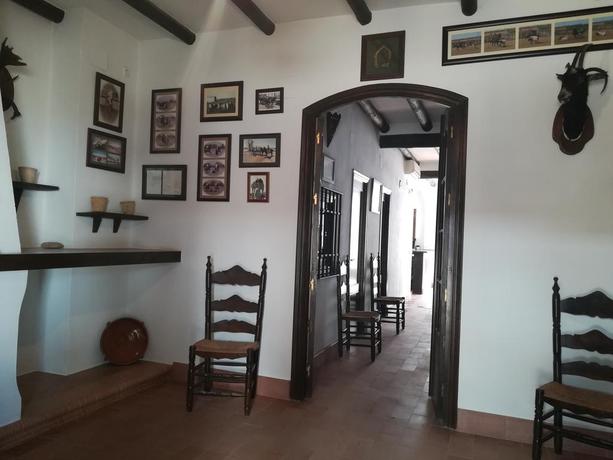 Imagen de los interiores del Hotel Casa Rural Arenas De El Rocio. Foto 12