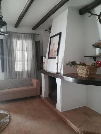 Imagen de los interiores del Hotel Casa Rural Arenas De El Rocio. Foto 14