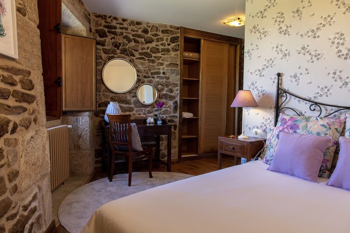 Imagen de la habitación del Hotel Casa Rural As Bentinas. Foto 2