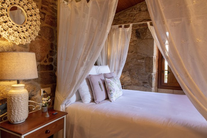 Imagen de la habitación del Hotel Casa Rural As Bentinas. Foto 5