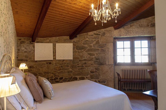 Imagen de la habitación del Hotel Casa Rural As Bentinas. Foto 18