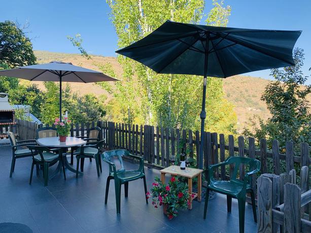 Imagen de los exteriores del Hotel Casa Rural Barranco de la Salud. Foto 18