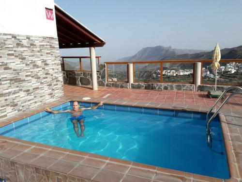 Imagen de la piscina del Hotel Casa Rural De Perera. Foto 7