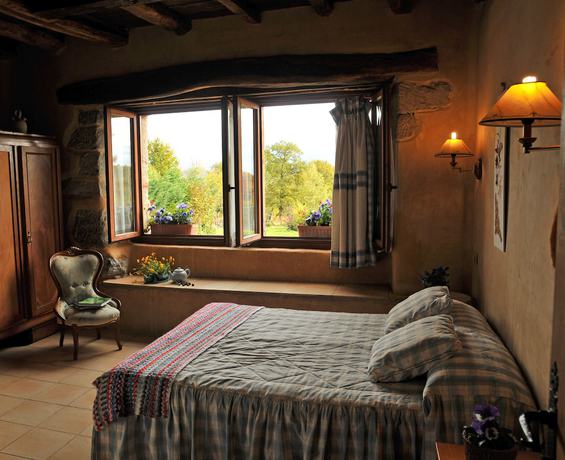 Imagen de la habitación del Hotel Casa Rural Ecol&oacute;gica Kaa&ntilde;o Etxea. Foto 5