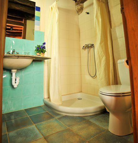 Imagen de la habitación del Hotel Casa Rural Ecol&oacute;gica Kaa&ntilde;o Etxea. Foto 10