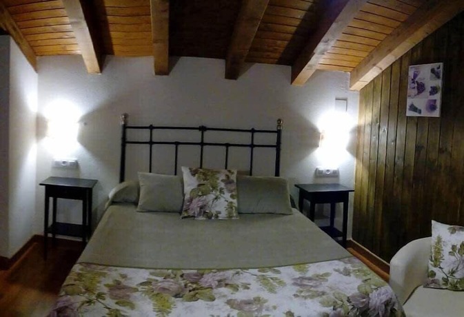 Imagen de la habitación del Hotel Casa Rural La Covacha. Foto 4