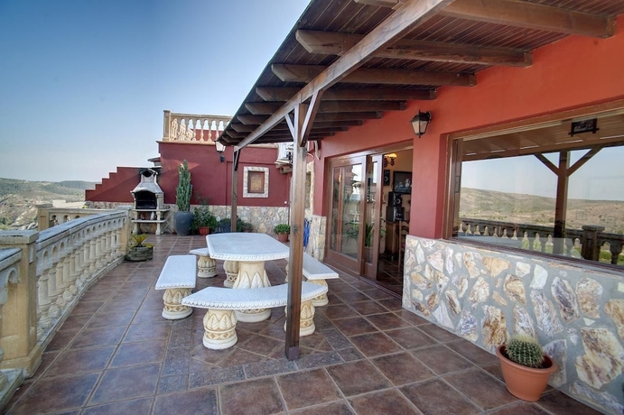 Imagen de los exteriores del Hotel Casa Rural Mirador del Salto. Foto 8