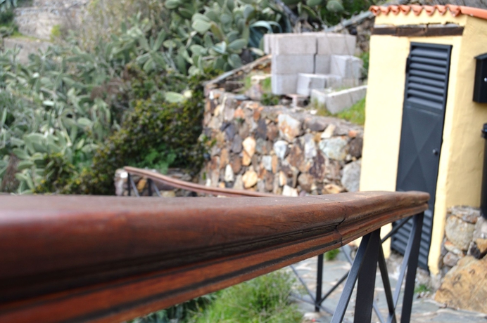 Imagen de los exteriores del Hotel Casa Rural Pepita La De Las Flores. Foto 8