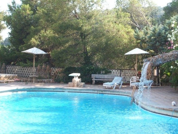 Imagen de la piscina del Hotel Casa Rural Porta Del Cel. Foto 11