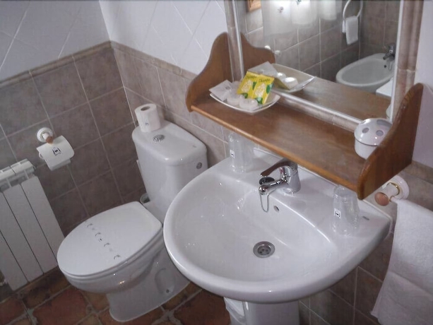 Imagen de la habitación del Hotel Casa Rural Ropino. Foto 18