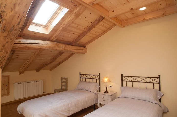 Imagen de la habitación del Hotel Casa Rural l'Hort del Metge. Foto 6