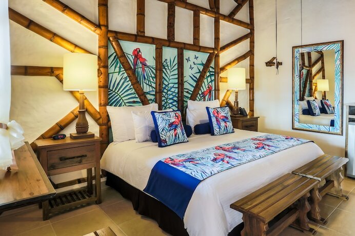 Imagen de la habitación del Hotel Casa San Carlos Lodge. Foto 15