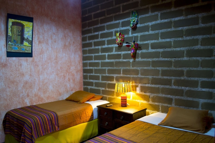 Imagen de la habitación del Hotel Casa San Miguel Arcangel. Foto 6