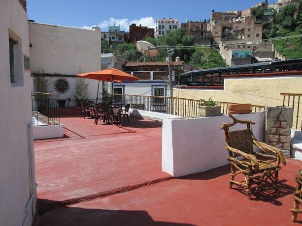 Imagen general del Hotel Casa Sangre De Cristo. Foto 2