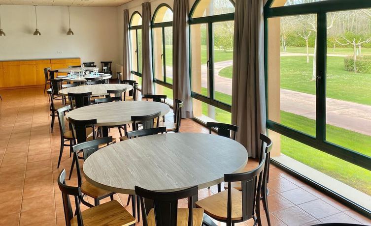 Imagen del bar/restaurante del Hotel Casa Santa Elena. Foto 2