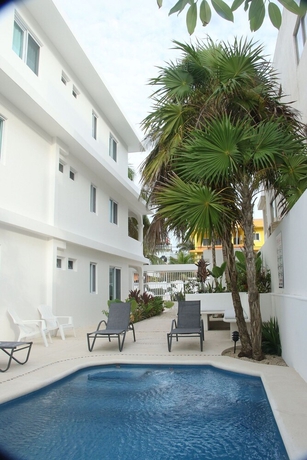 Imagen de la piscina del Hotel Casa Sarita, Puerto Morelos. Foto 18
